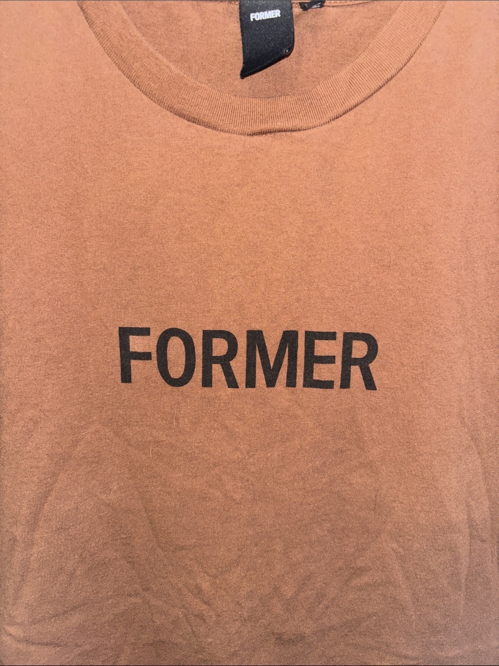 T-Shirt - Picture 2 of 6